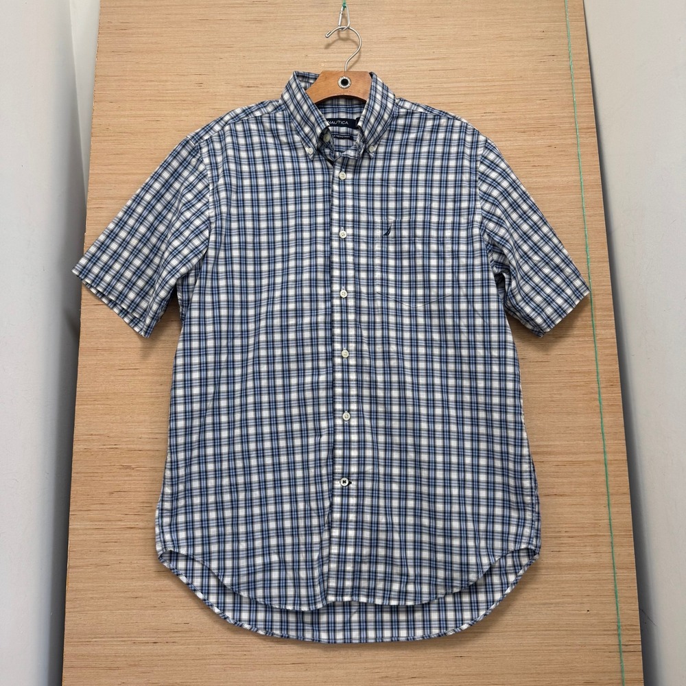 Nautica Mens Blue White Plaid Short Sleeve Button Down Shirt Wrinkle Resistant M